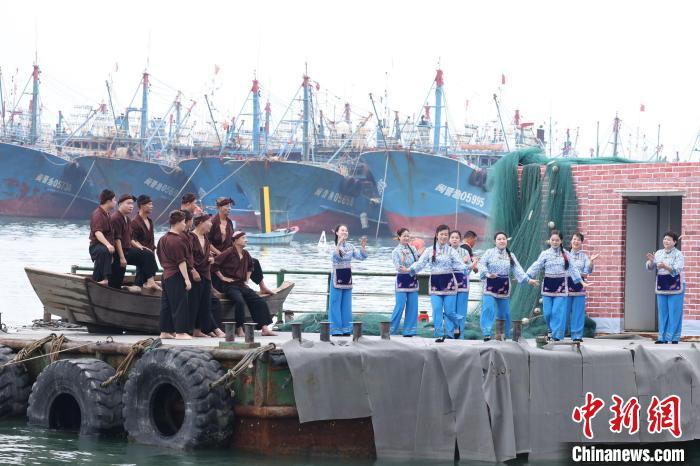 国际龙舟队齐聚晋江深沪湾竞逐海上速度与激情