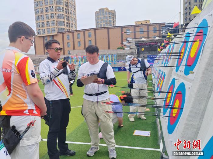 绥芬河国际射箭邀请赛吸